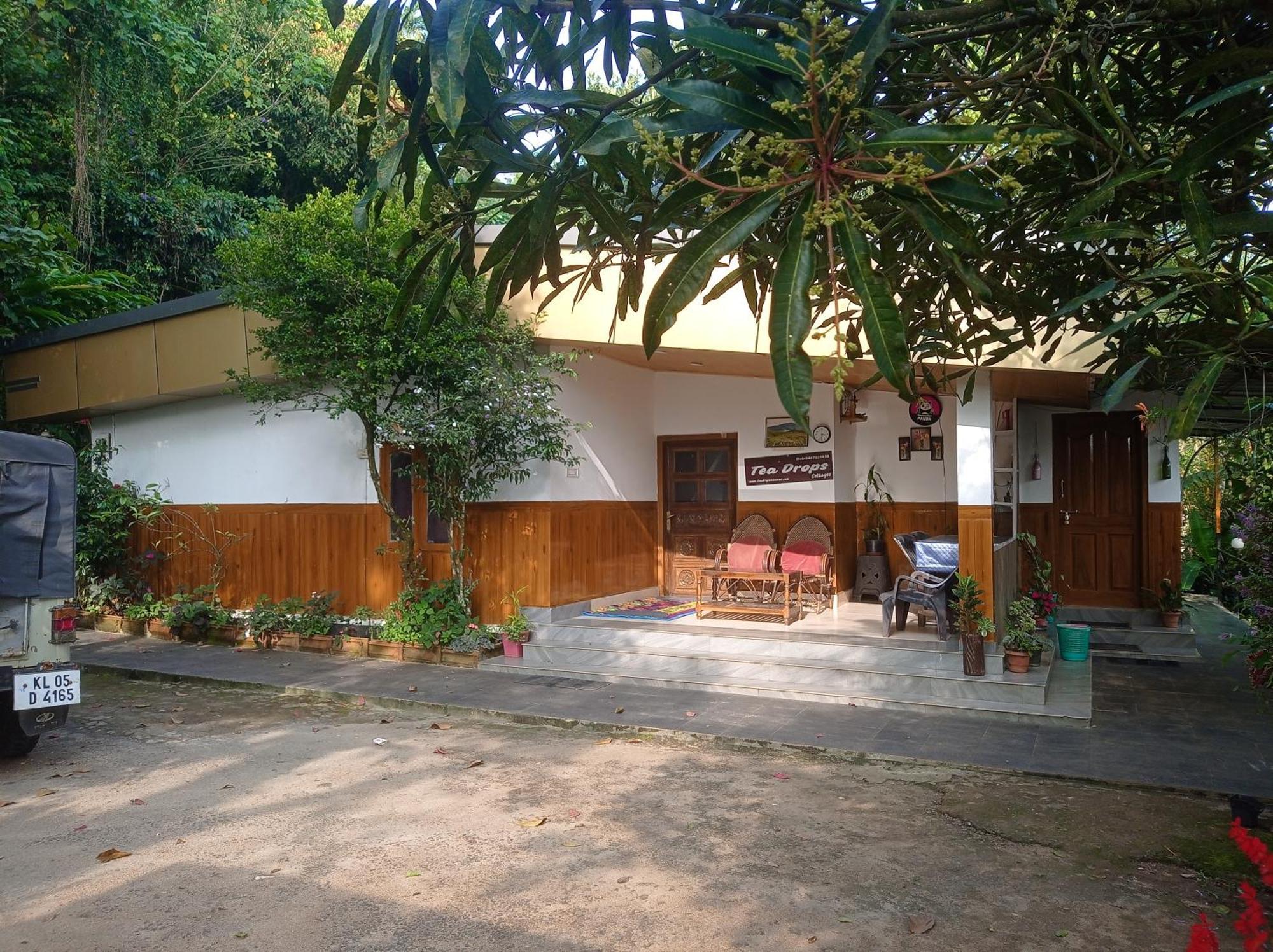 Munnar Home Stay Teadrops Plantation Villa エクステリア 写真